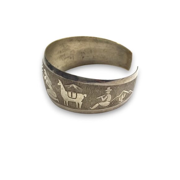 Vintage Sterling silver Storyteller Peruvian Etched Scene Cuff Bangle Bracelet - Picture 6 of 8
